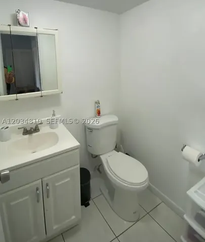 16909 N Bay Road Sunny Isles Beach FL 33160