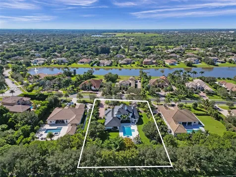 14321 N Jockey Circle N Davie FL 33330