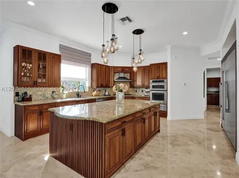 14321 N Jockey Circle N Davie FL 33330