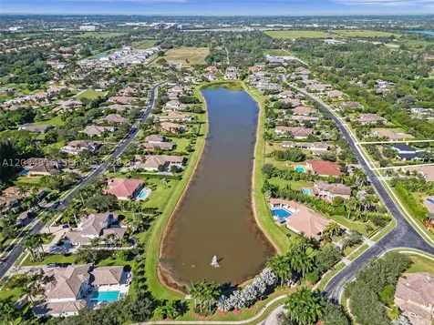 14321 N Jockey Circle N Davie FL 33330