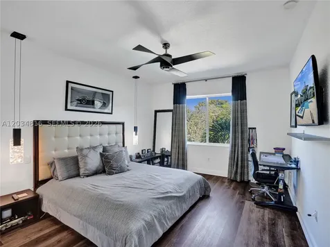 14321 N Jockey Circle N Davie FL 33330