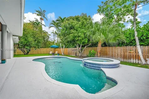 15845 SW 87th Avenue Palmetto Bay FL 33157