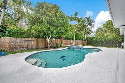 15845 SW 87th Avenue Palmetto Bay FL 33157