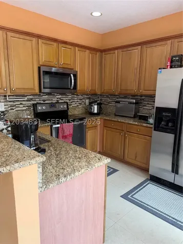 10383 NW 30th Terrace Doral FL 33172