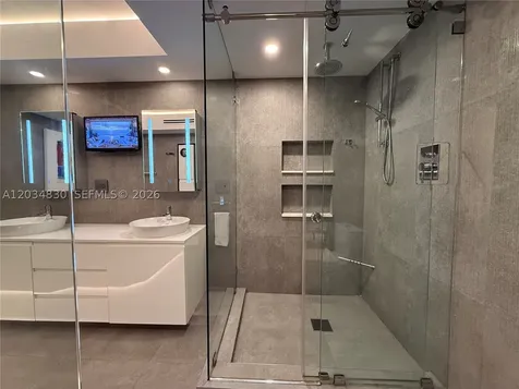 2800 Island Boulevard Aventura FL 33160