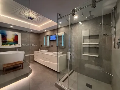 2800 Island Boulevard Aventura FL 33160
