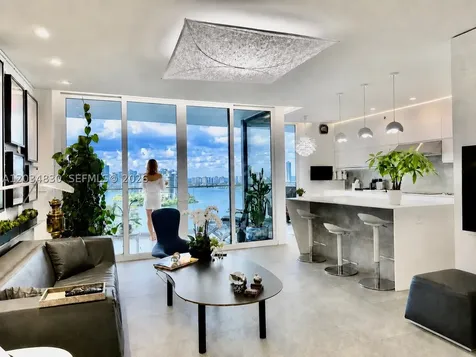 2800 Island Boulevard Aventura FL 33160