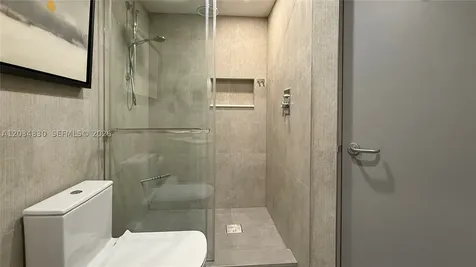 2800 Island Boulevard Aventura FL 33160