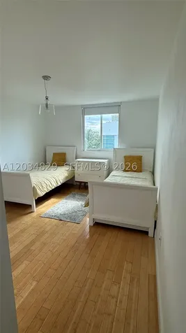 7800 Collins Avenue Miami Beach FL 33141