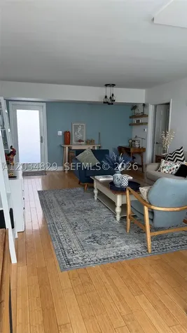 7800 Collins Avenue Miami Beach FL 33141