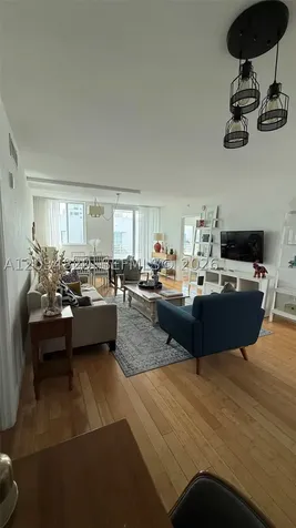 7800 Collins Avenue Miami Beach FL 33141