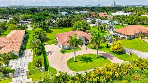 9810 NW 137th Street Hialeah Gardens FL 33018