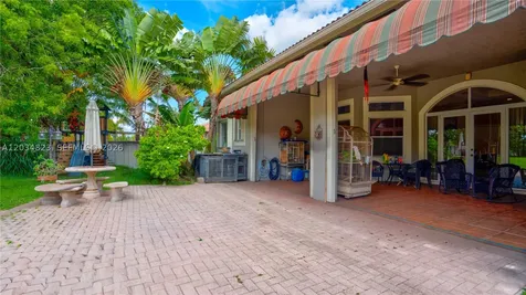 9810 NW 137th Street Hialeah Gardens FL 33018