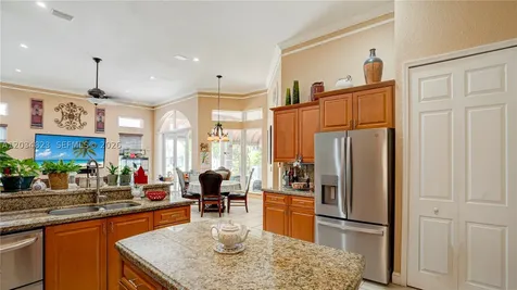 9810 NW 137th Street Hialeah Gardens FL 33018