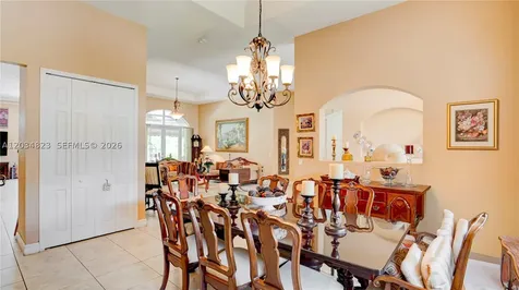 9810 NW 137th Street Hialeah Gardens FL 33018