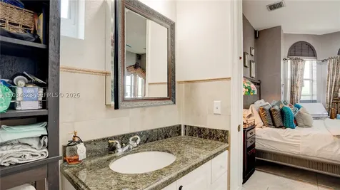 9810 NW 137th Street Hialeah Gardens FL 33018