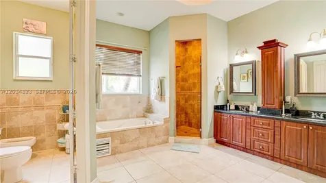 9810 NW 137th Street Hialeah Gardens FL 33018