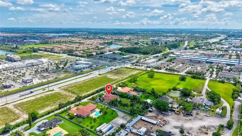 9810 NW 137th Street Hialeah Gardens FL 33018