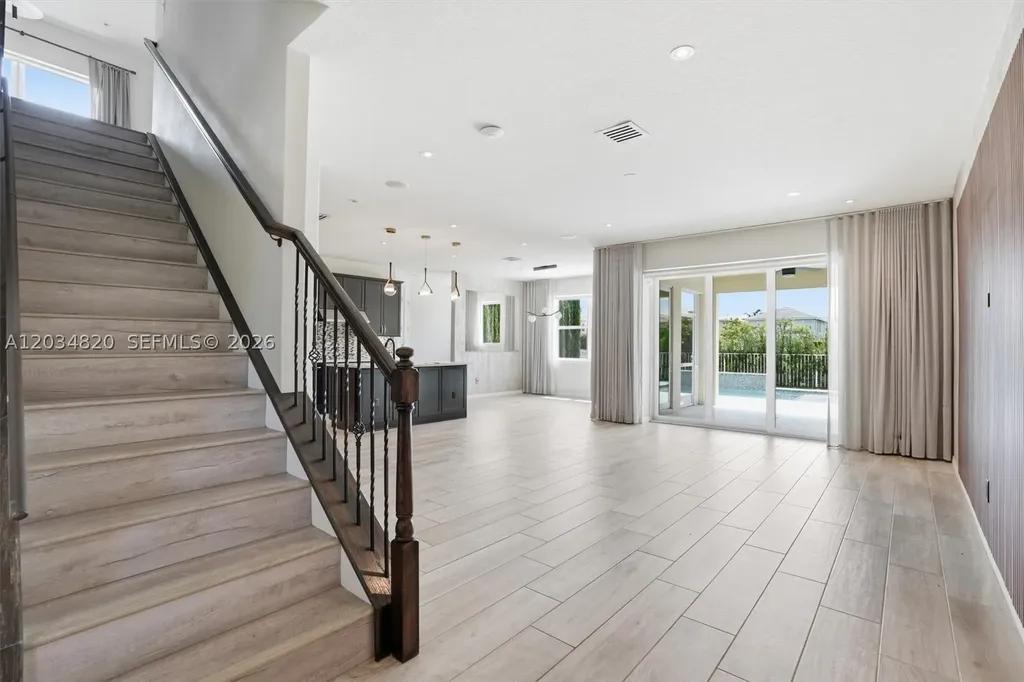 1512 Bursera Terrace Hollywood FL 33021