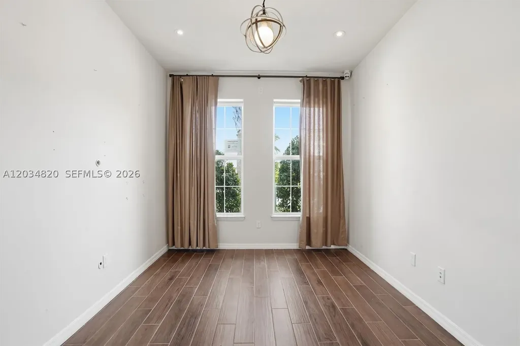 1512 Bursera Terrace Hollywood FL 33021