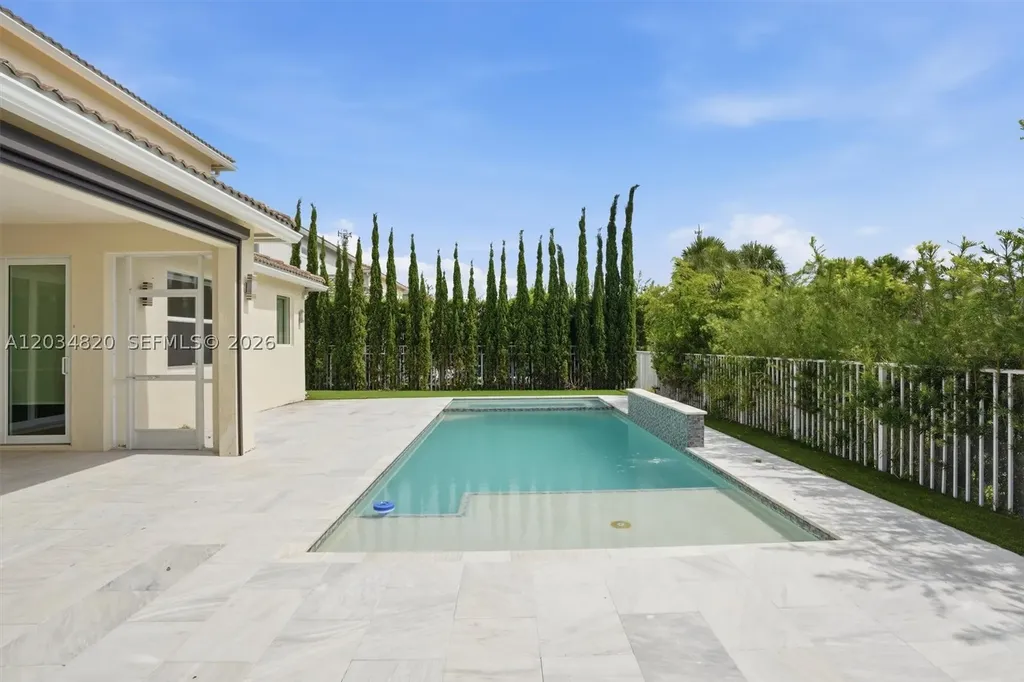 1512 Bursera Terrace Hollywood FL 33021