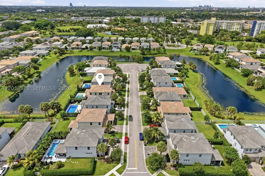 1512 Bursera Terrace Hollywood FL 33021