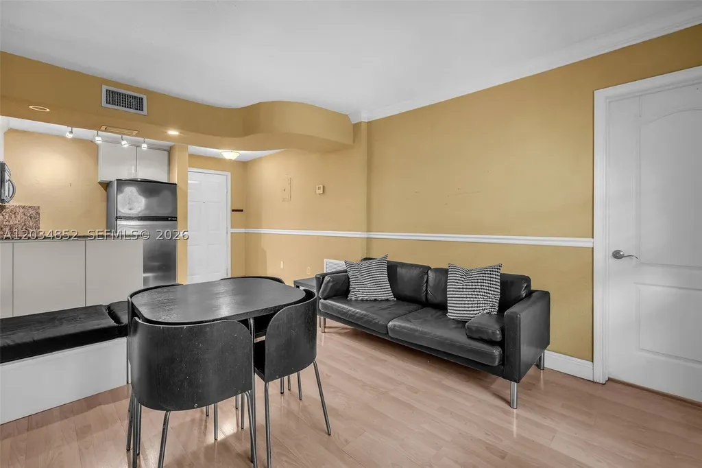 3245 Virginia Street Miami FL 33133
