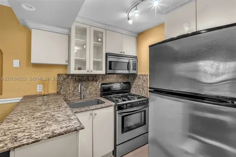 3245 Virginia Street Miami FL 33133