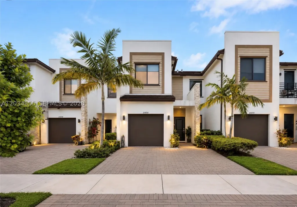 20866 NE 7th Place Miami FL 33179
