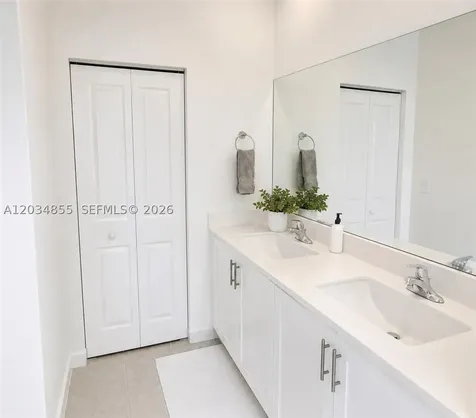 20866 NE 7th Place Miami FL 33179