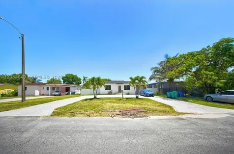 420 NW 145th Street Miami FL 33168