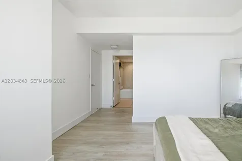 325 S Biscayne Boulevard Miami FL 33131