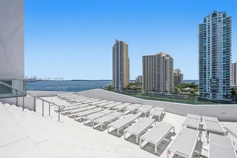 325 S Biscayne Boulevard Miami FL 33131