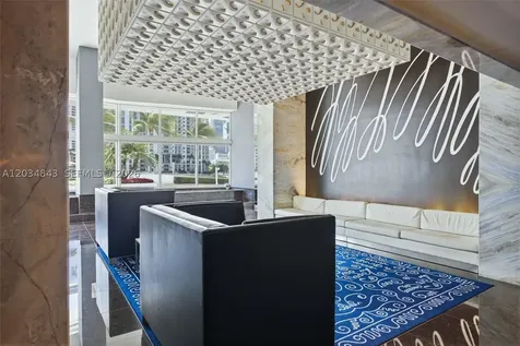 325 S Biscayne Boulevard Miami FL 33131