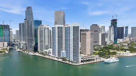 325 S Biscayne Boulevard Miami FL 33131