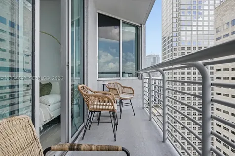 325 S Biscayne Boulevard Miami FL 33131