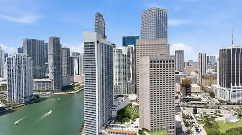 325 S Biscayne Boulevard Miami FL 33131