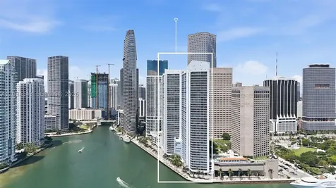 325 S Biscayne Boulevard Miami FL 33131