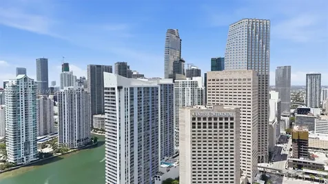 325 S Biscayne Boulevard Miami FL 33131