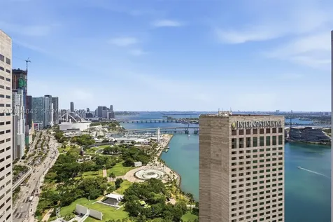 325 S Biscayne Boulevard Miami FL 33131