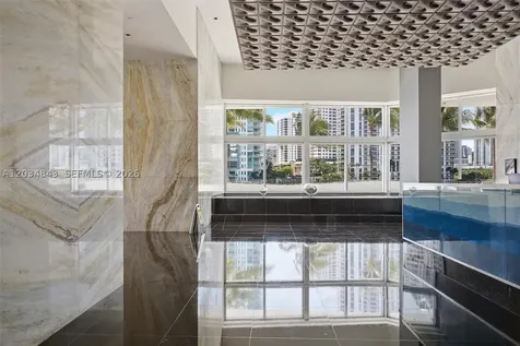 325 S Biscayne Boulevard Miami FL 33131