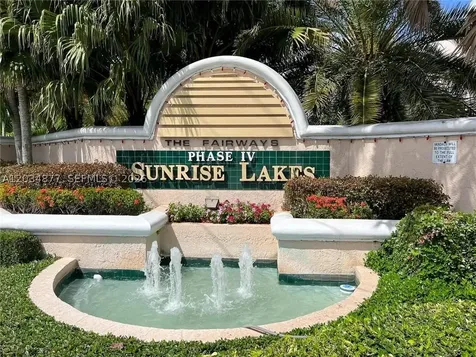 10312 NW 24th Place Sunrise FL 33322