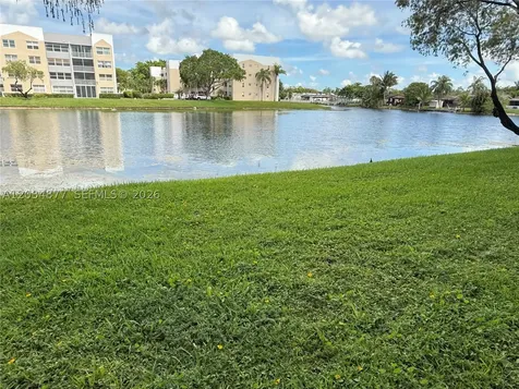 10312 NW 24th Place Sunrise FL 33322