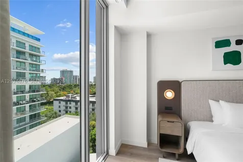 1611 SW 2nd Avenue Miami FL 33129