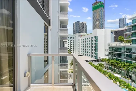1611 SW 2nd Avenue Miami FL 33129