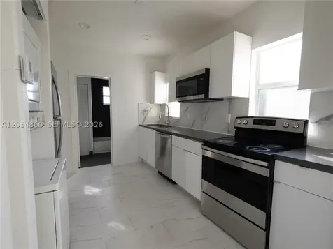 2272 NW 2nd Street Miami FL 33125