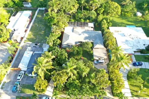 2630 Monroe Street Hollywood FL 33020