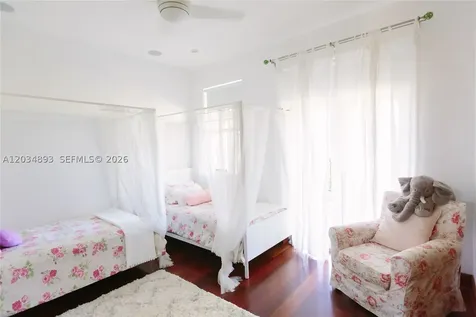 335 W Enid Drive Key Biscayne FL 33149