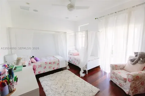 335 W Enid Drive Key Biscayne FL 33149