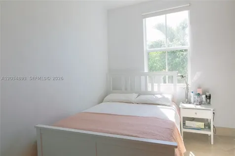 335 W Enid Drive Key Biscayne FL 33149